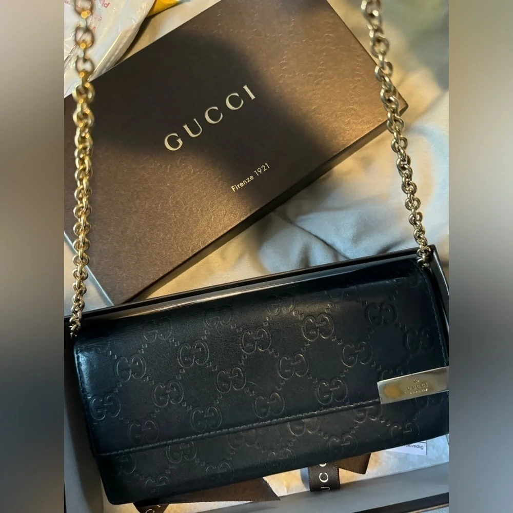 GUCCI. Wallet on chain black monogram - Picture 12 of 12